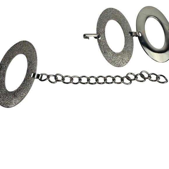 Vintage 1980s Silver-Tone Oval Link Statement Belt With Textured & Smooth Finish